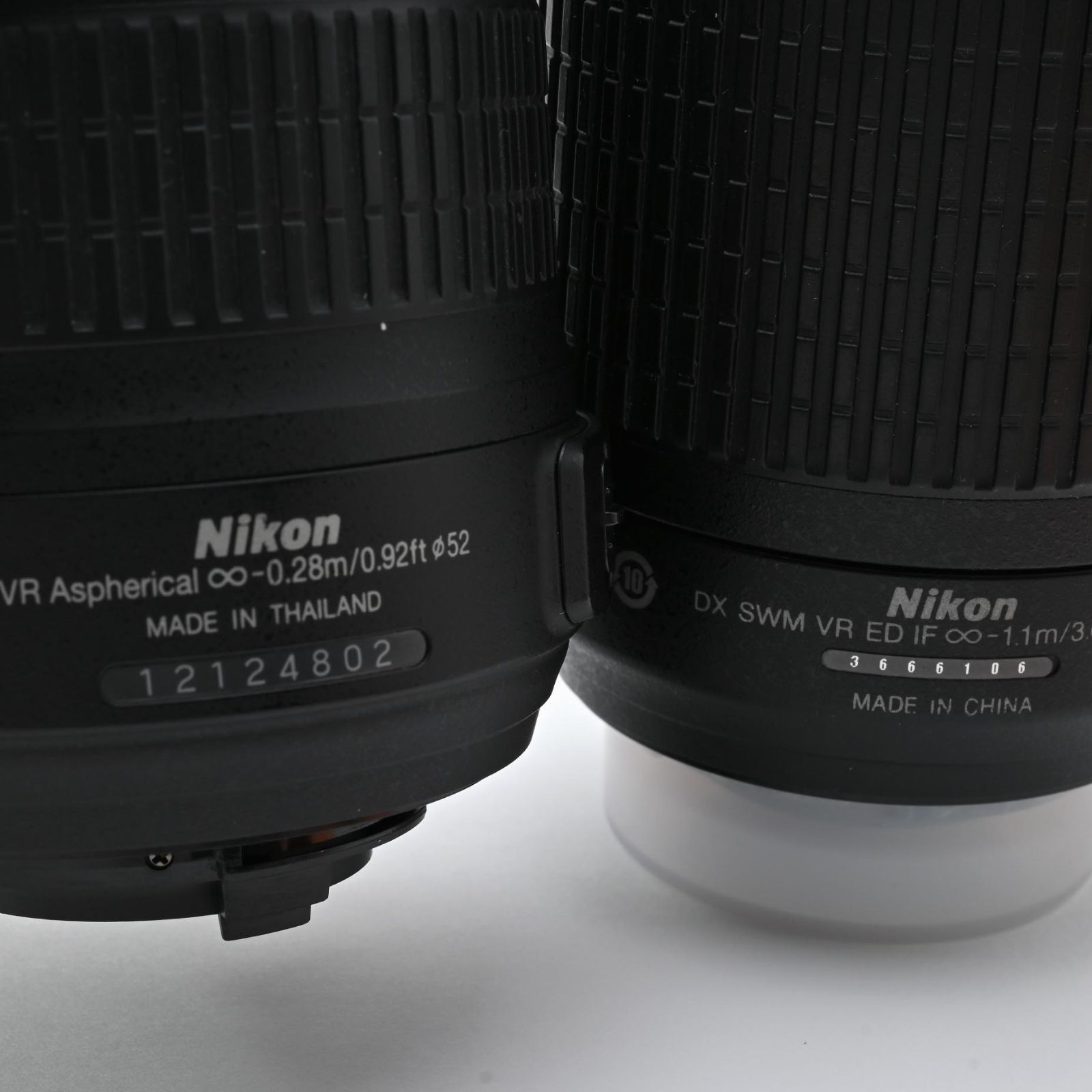 □ 美品 □ NIKON D5000 ダブルズームキット 《ショット数 5699回、SD