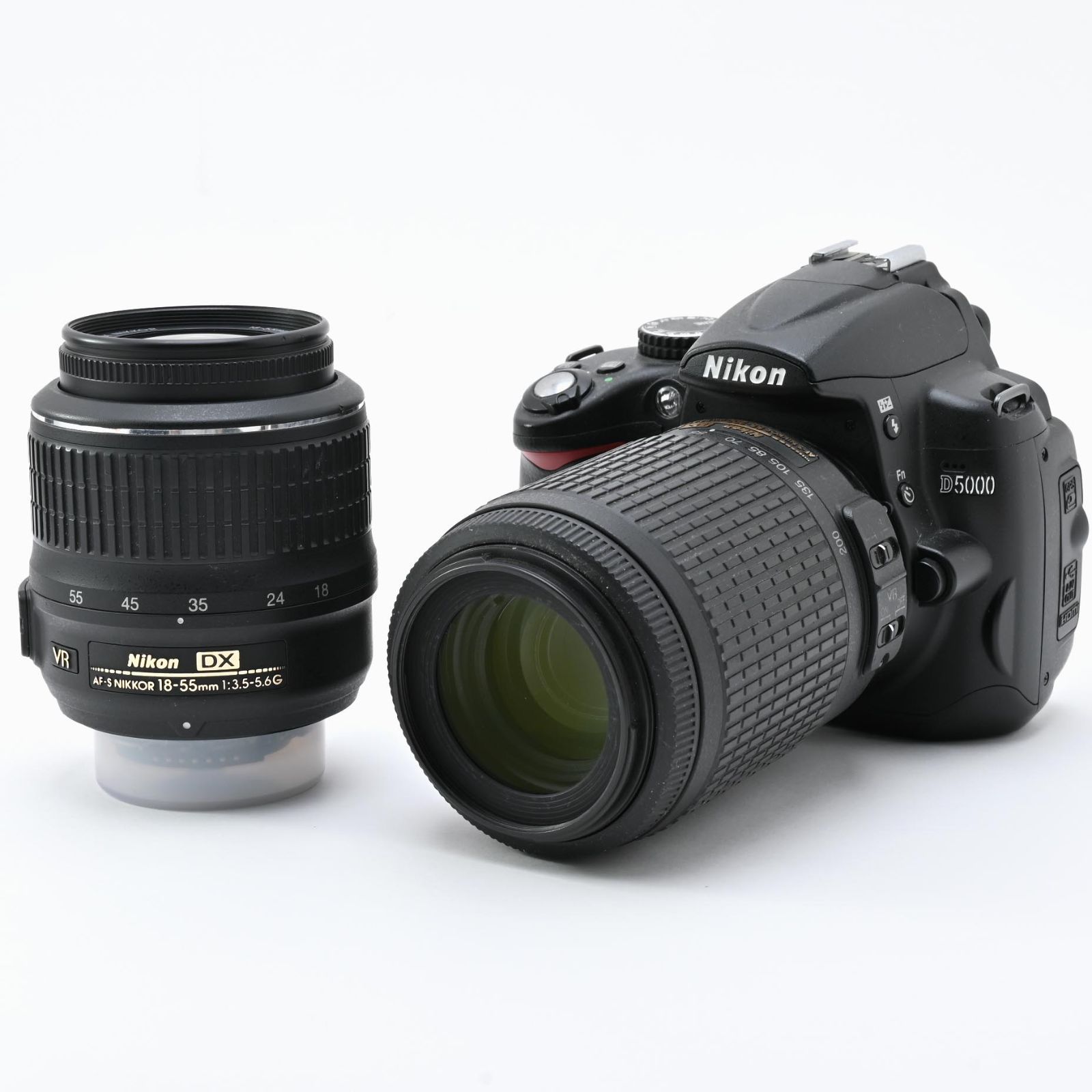 □ 美品 □ NIKON D5000 ダブルズームキット 《ショット数 5699回、SD