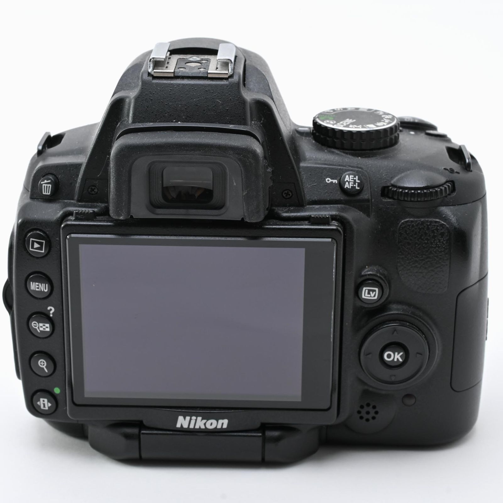 □ 美品 □ NIKON D5000 ダブルズームキット 《ショット数 5699回、SD