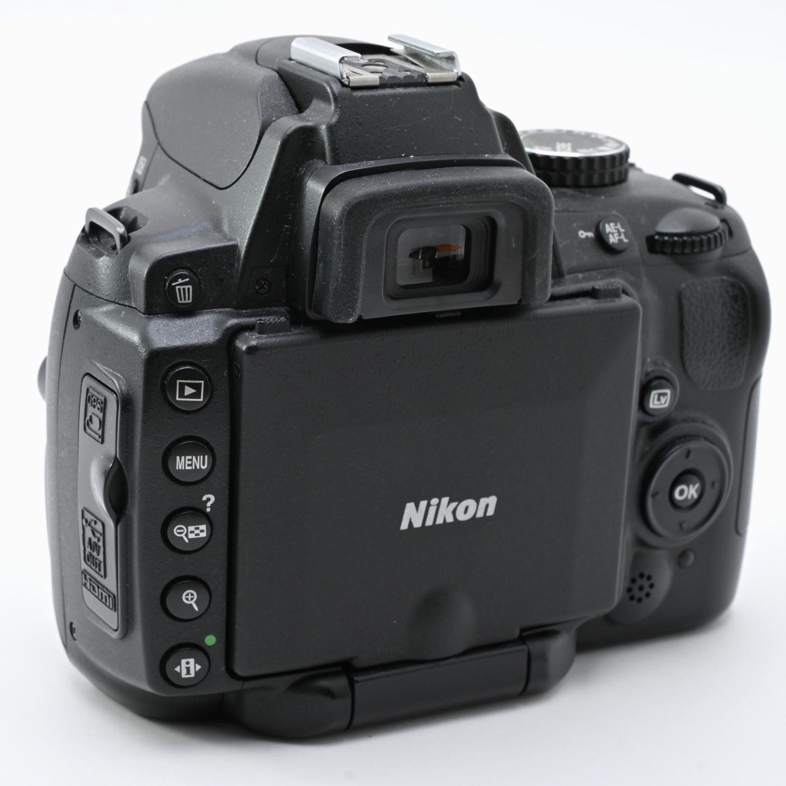 □ 美品 □ NIKON D5000 ダブルズームキット 《ショット数 5699回、SD
