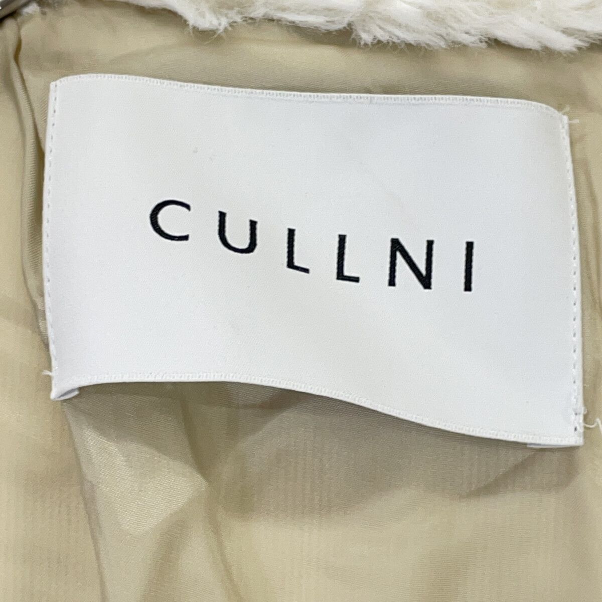 CULLNI クルニ 21AW ホワイト ファ-ジャケット 0 CULLNI クルニ 21AW ホワイト ファ-ジャケット 0 - メルカリ