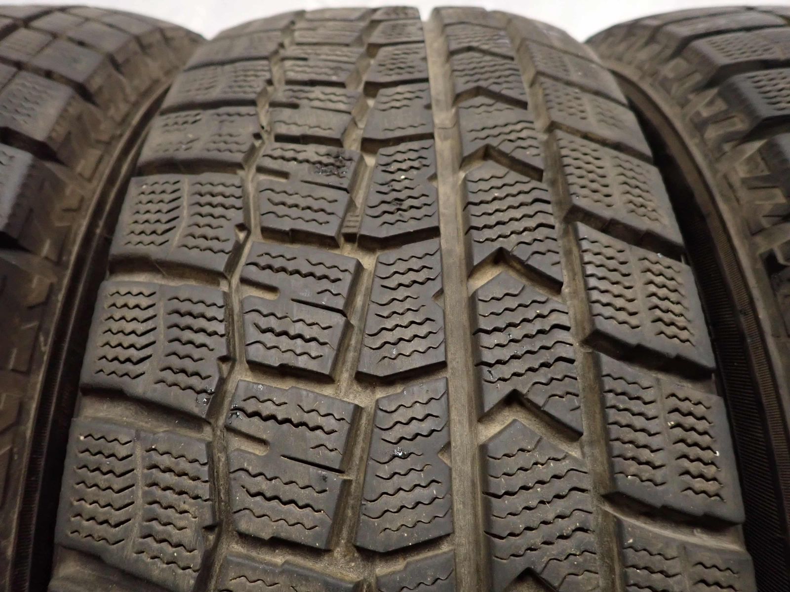 冬4本SET 会社宛 送料無料 195/65R15 91Q ダンロップ WINTER MAXX WM02 2023年製 ウィッシュ ヴォクシー ステップワゴン セレナ NO,I2174