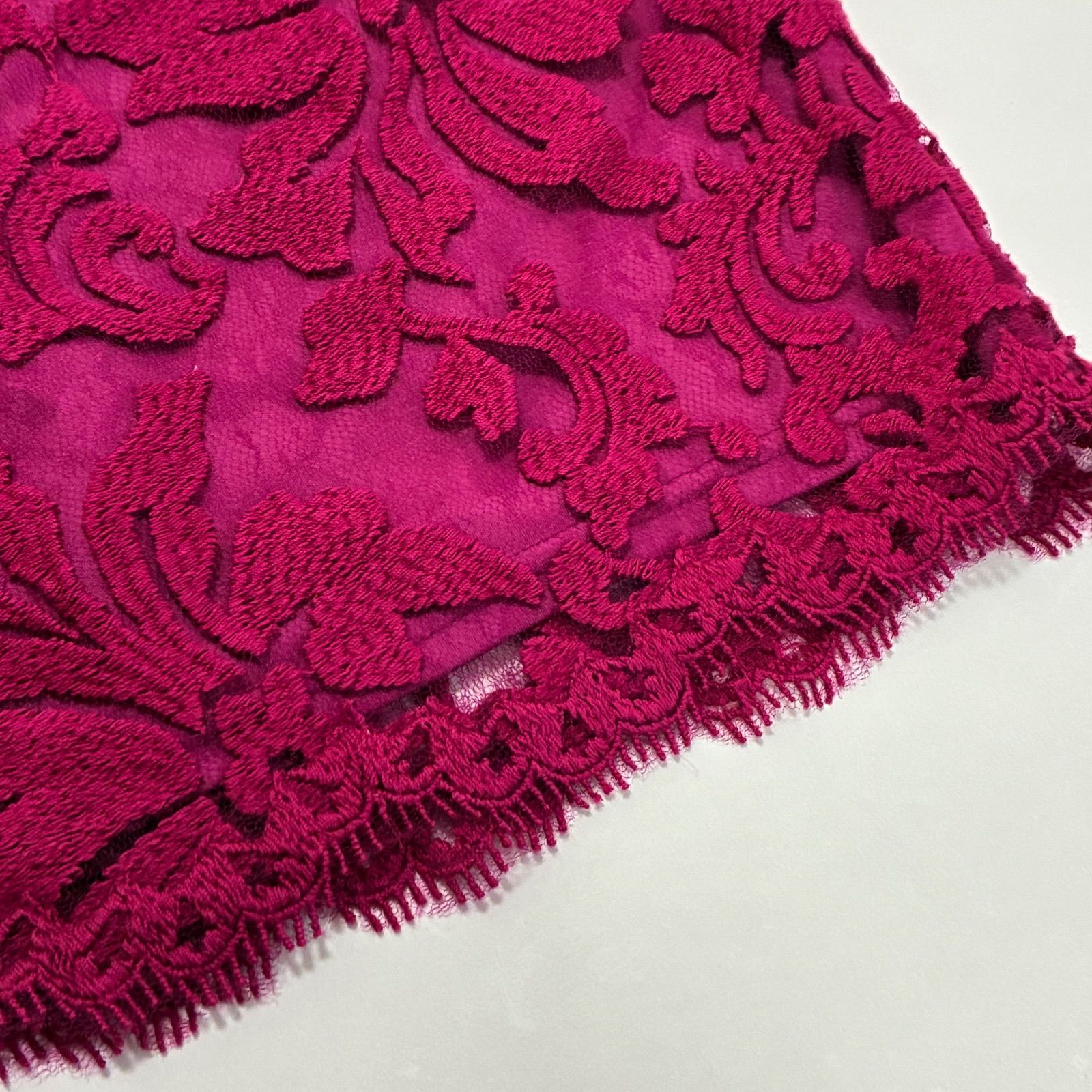 TADASHI SHOJI タダシショージ 両V美デコルテミディ丈ワンピース 2