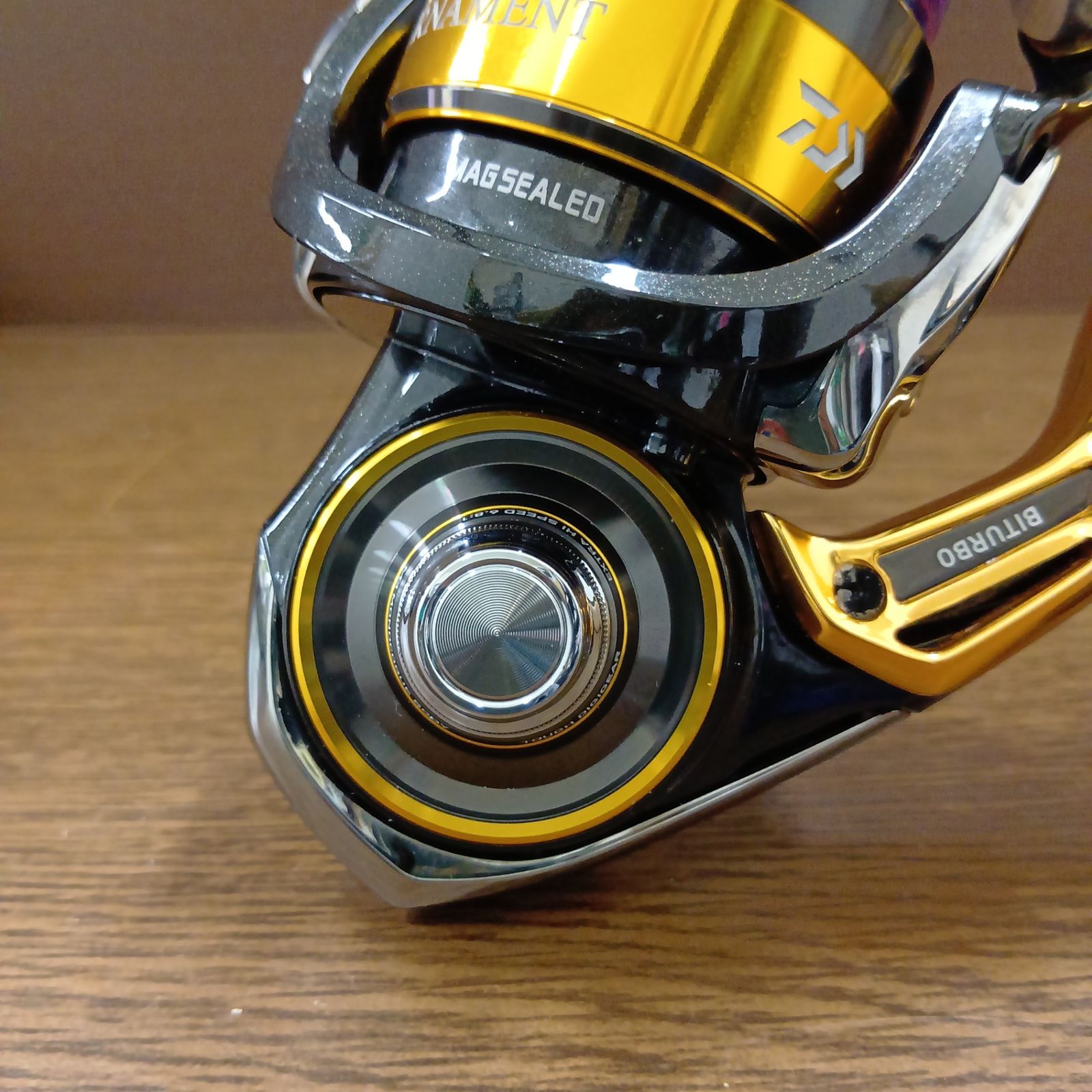 ダイワ(DAIWA) 22 トーナメント ISO 3000XH-LBD スピニングリール
