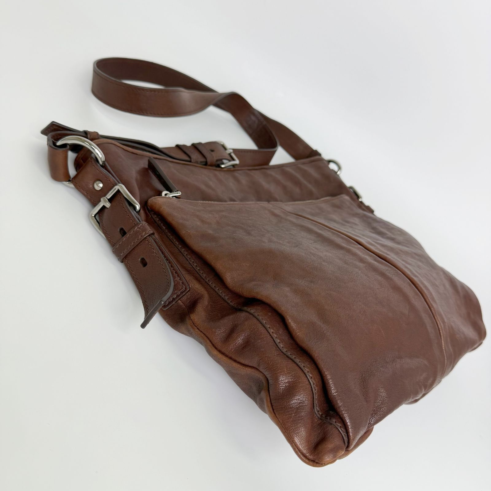 中古】PRADA プラダ 三角ロゴ ショルダーバッグ レザー ブラウン 金具