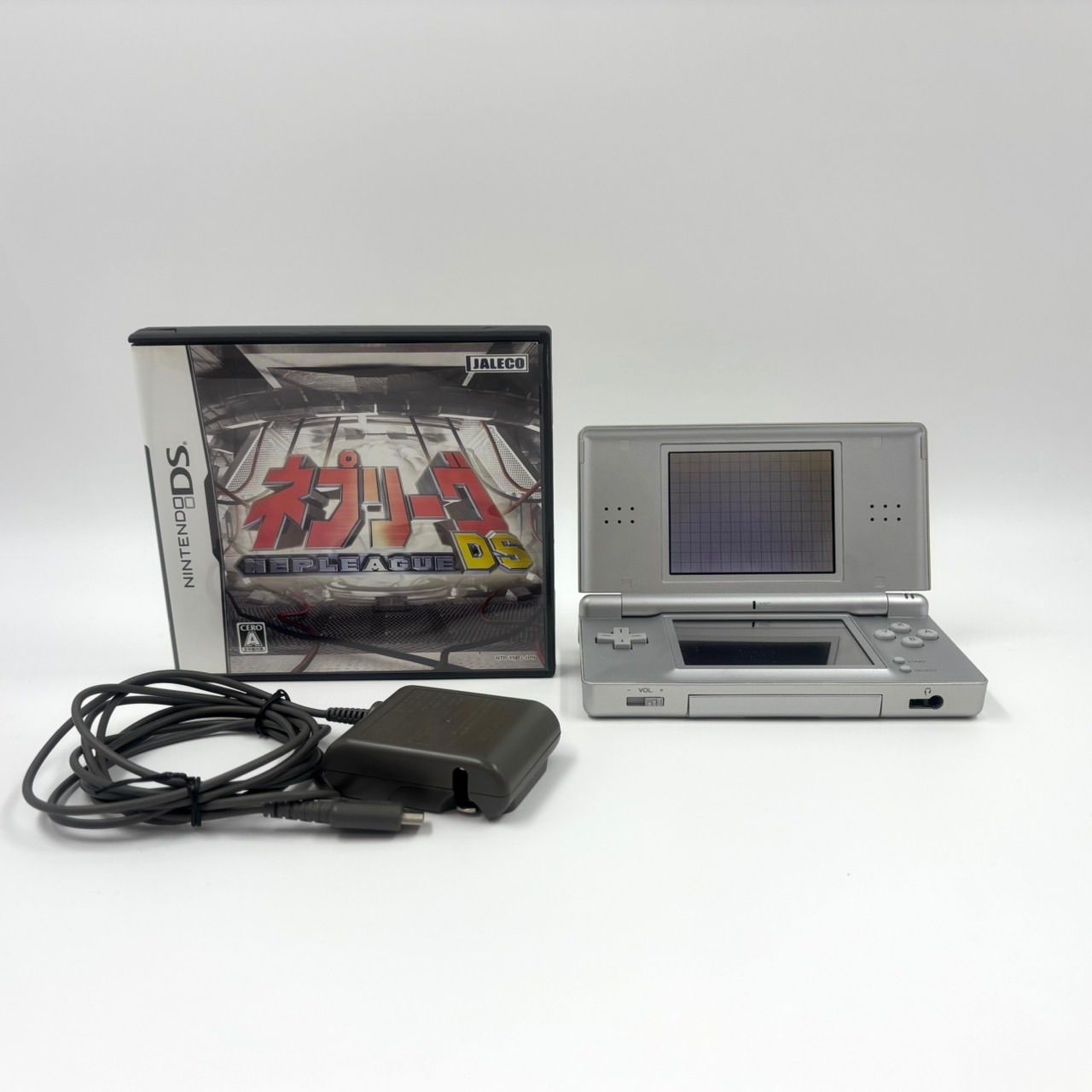 ニンテンドーDS Lite とソフトの一式セット 動作確認済】ニンテンドーDS Lite 本体 おまけソフト付き セット