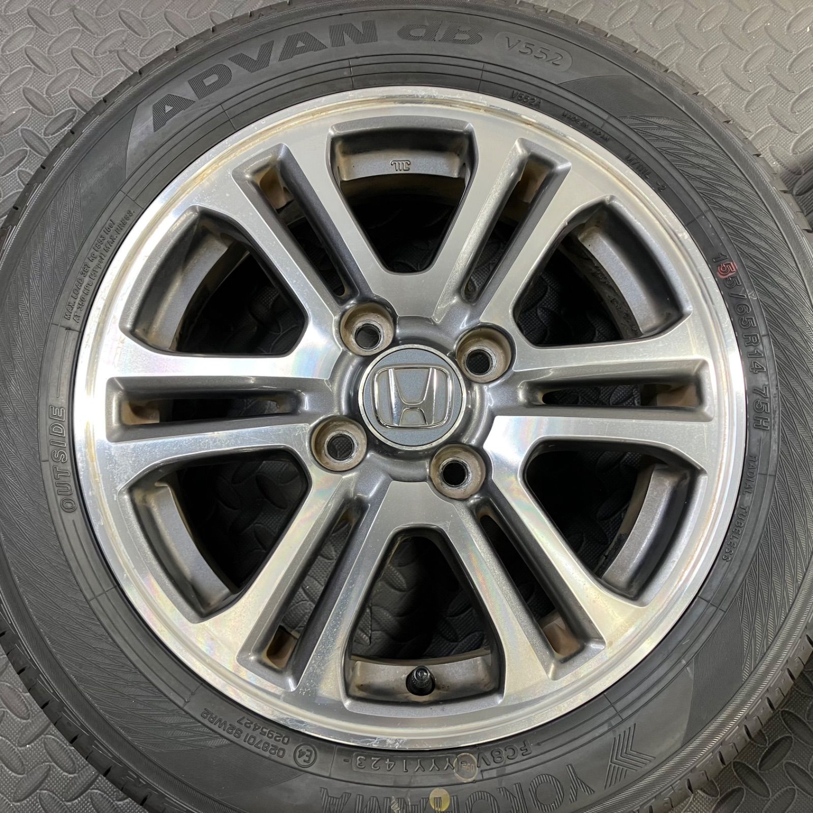 23年製 新品タイヤ 155/65R14 ヨコハマ アドバンdB V552 ホンダ N-BOX