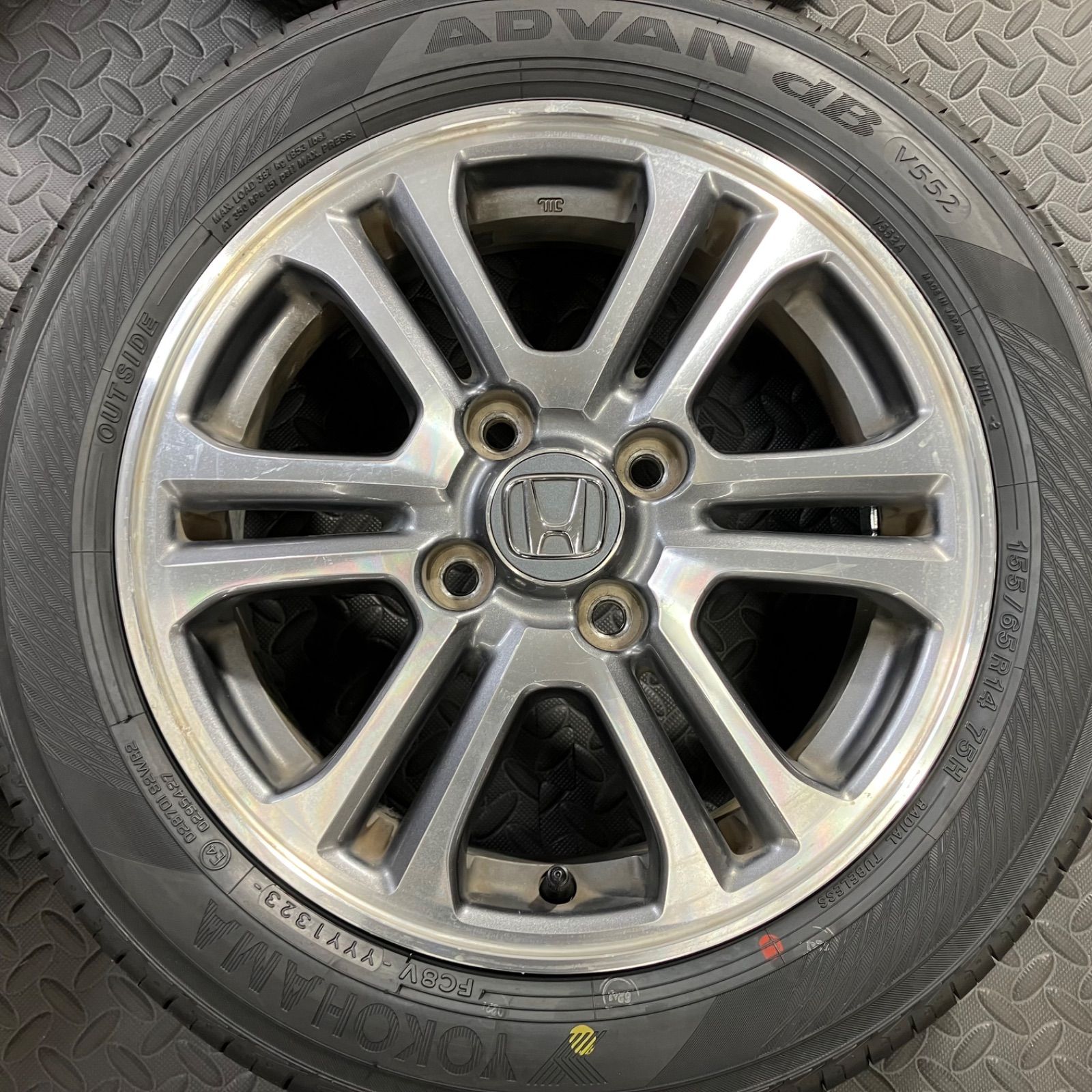 23年製 新品タイヤ 155/65R14 ヨコハマ アドバンdB V552 ホンダ N-BOX 
