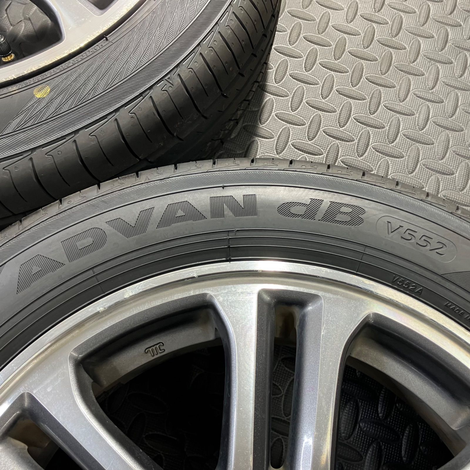 23年製 新品タイヤ 155/65R14 ヨコハマ アドバンdB V552 ホンダ N-BOX 