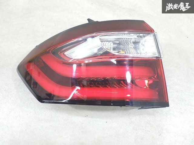ホンダ HONDA 純正 オデッセイ RC1 RC2 RC4 テールランプ テールライト