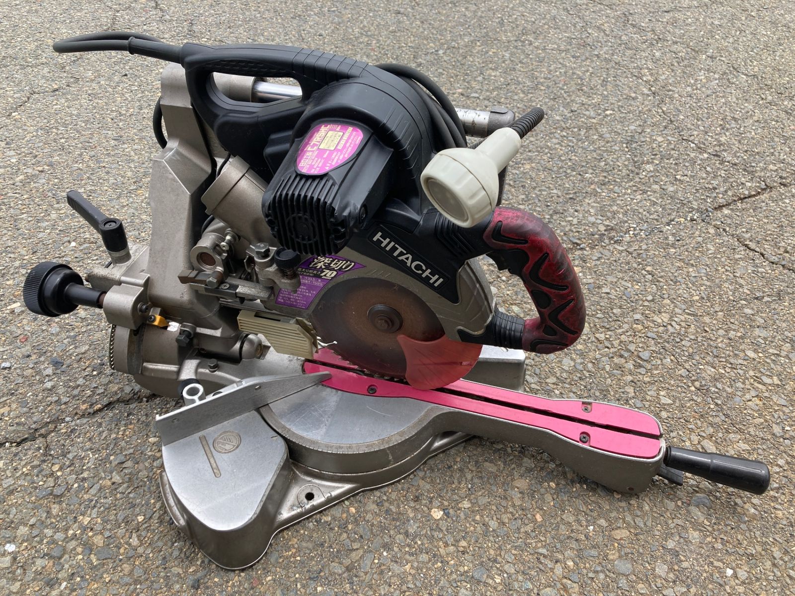 【ジャンク品】【0902】HiKOKI(ハイコーキ/日立工機) 190㎜卓上スライド丸のこ ピンク(レーザーマーカ機能) C7RSHC ※動きません(レーザー・ライトは点灯します)　IT09YRPFYB8M 20,732円