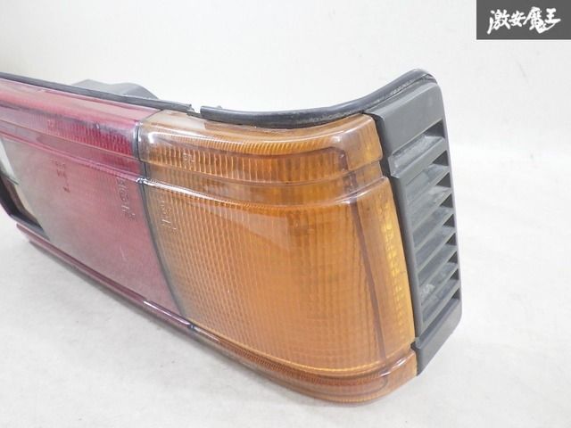 ストア出品】 日産 純正 B11 ダットサン サニー テールライト 