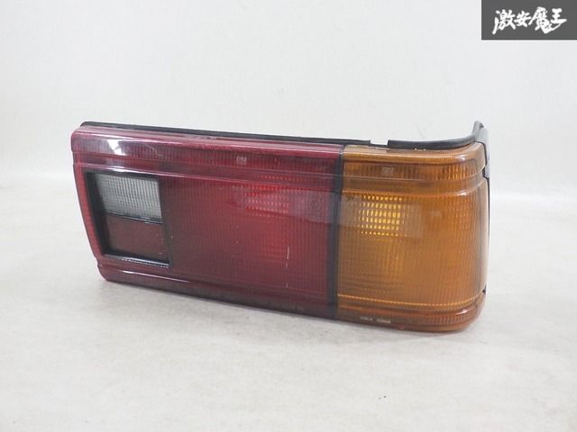 ストア出品】 日産 純正 B11 ダットサン サニー テールライト 