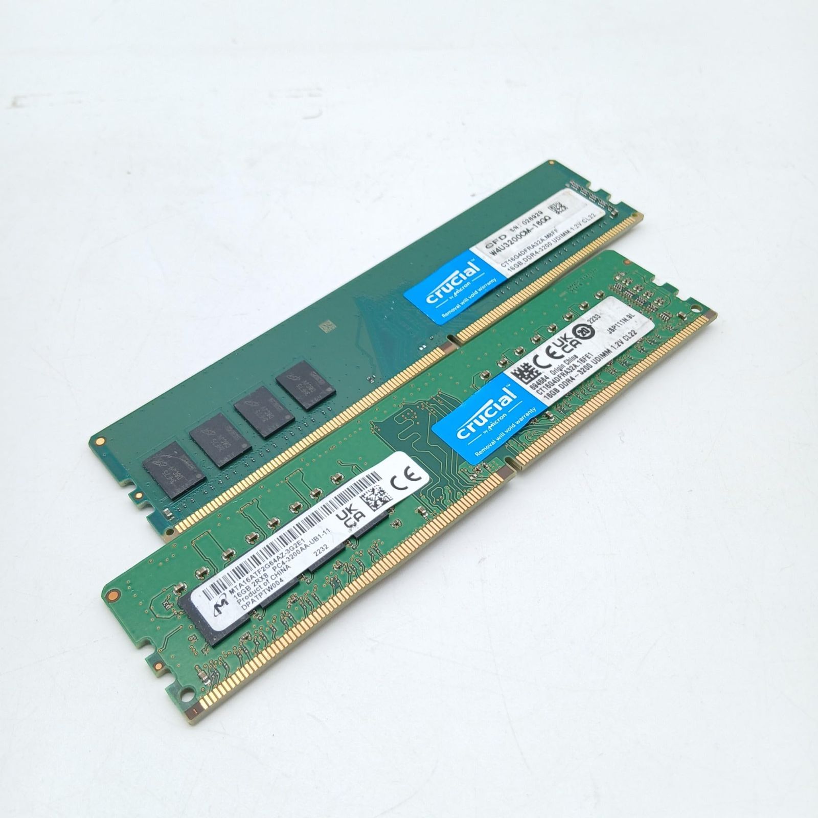 Crucial 32GB(16GBx2) DDR4 3200MT/s メモリ 中古 - メルカリ