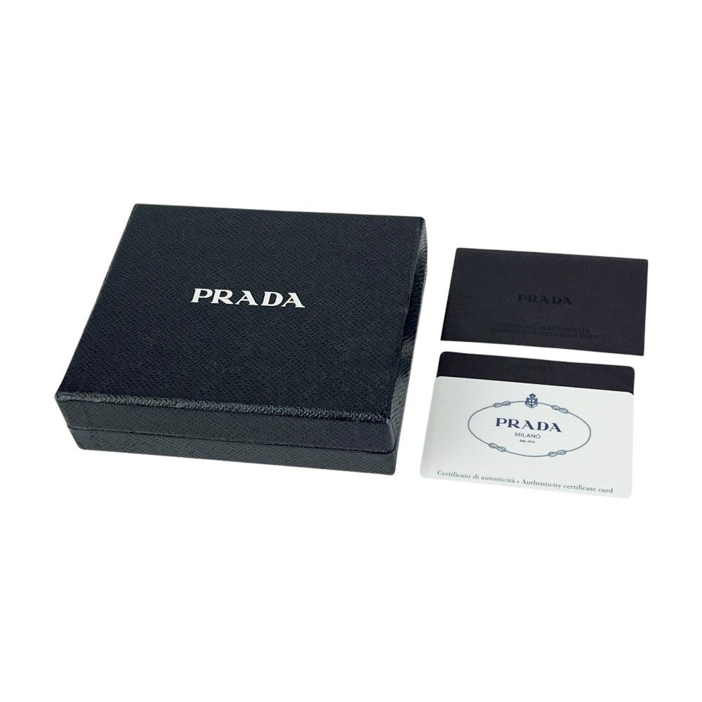 PRADA 三つ折り財布　サフィアーノレザー　ブラック　黒 プラダ □未使用□ 三つ折り 財布 ウォレット サフィアーノ ブラック