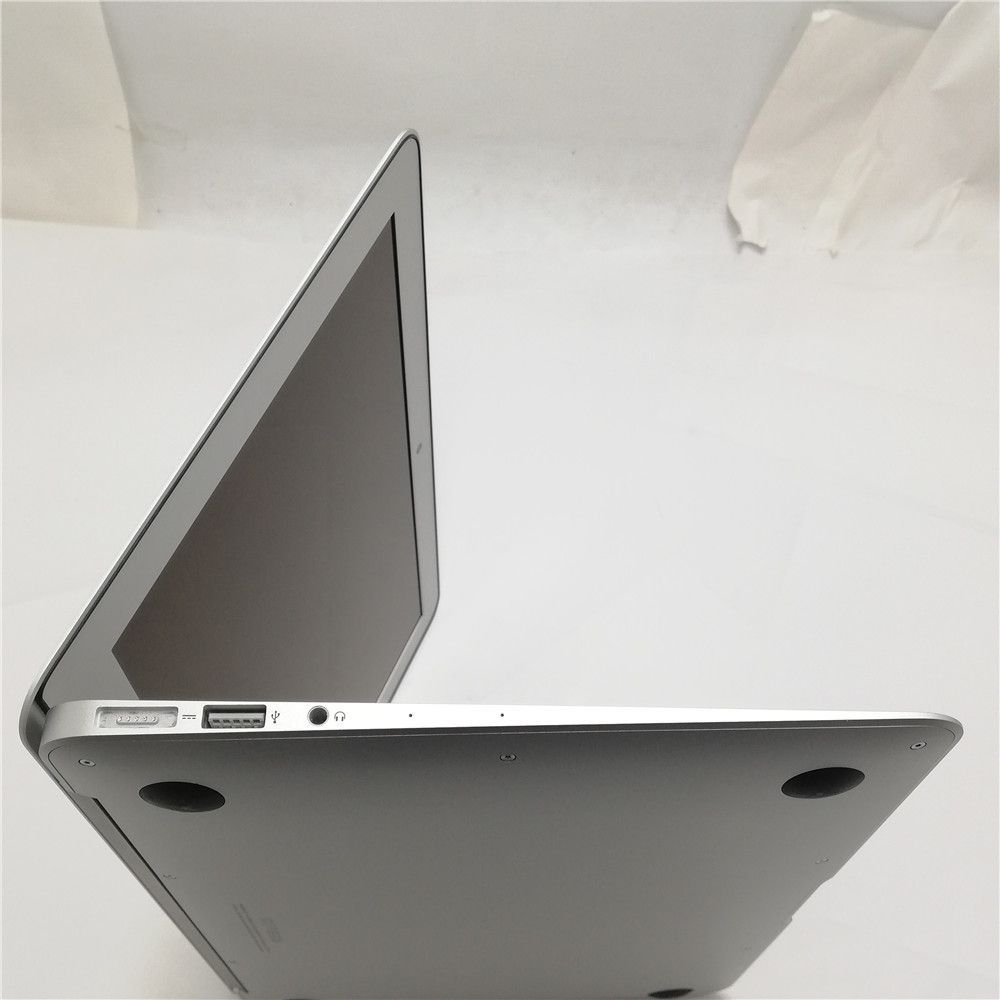美品】MacBook Air A1465 Core i5 SSD搭載MacOS 12 - メルカリ