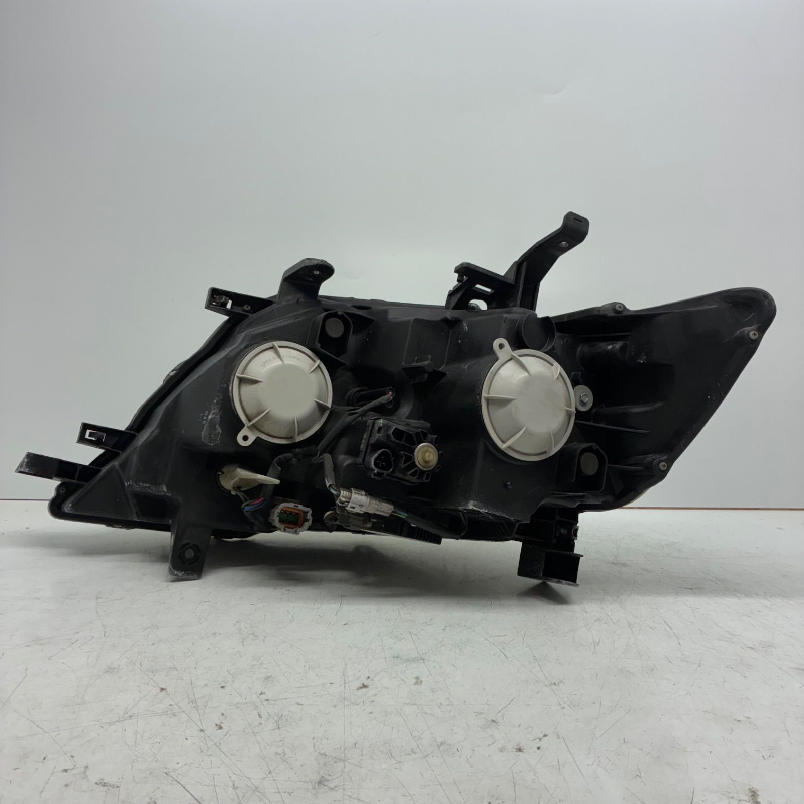 良品【コーティング済】日産 C25 CC25 セレナ ハイウェイスター ヘッド