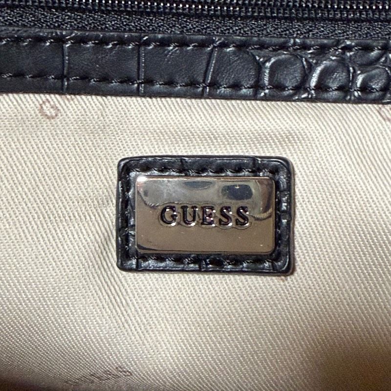 GUESS ゲス クラッチバッグ ブラック クロコ型押し セカンドバッグ 