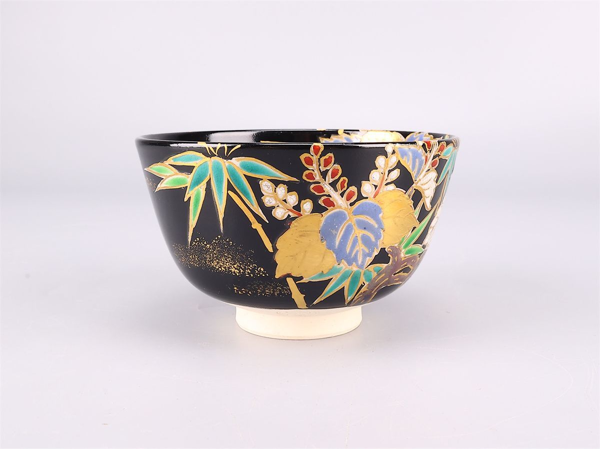 加藤松香】 京焼 仁清黒 桐竹文 茶碗 高7.5㎝ 口径12㎝／共箱付 美品