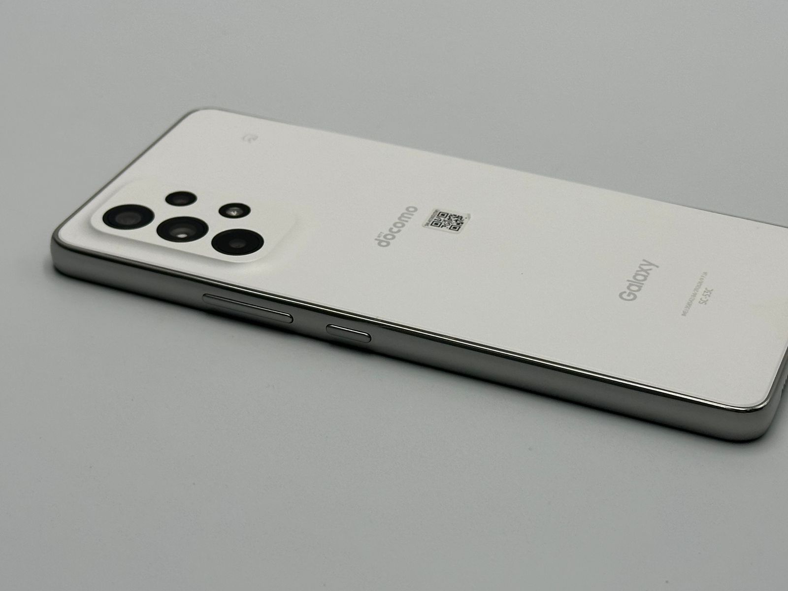中古B】Galaxy A53 5G SC-53C オーサムホワイト SIMフリー 白ロム