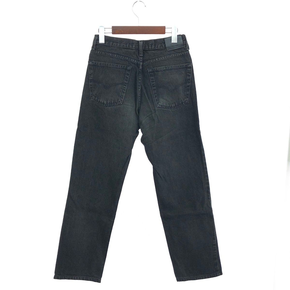 VERSACE JEANS COUTURE ヴェルサーチジーンズクチュール デニムパンツ サイズ:30 40 メデューサ/レザーパッチ    ブラック メンズ / 240001208814 VERSACE JEANS COUTURE ヴェルサーチジーンズクチュール デニムパンツ