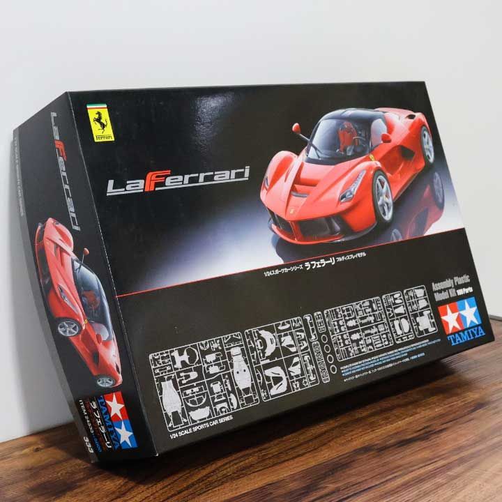 中古 未開封 タミヤ スポーツカーシリーズ 1/24 ラ・フェラーリ フル
