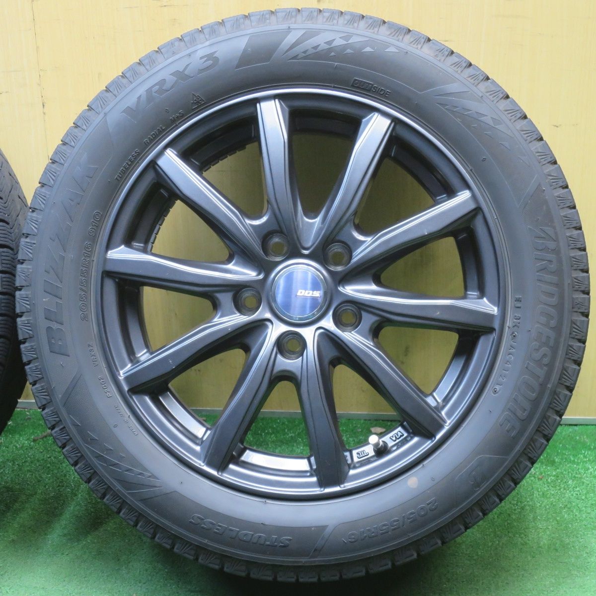 キレイ◎スタッドレス 205/55R16 ブリヂストン ブリッザック VRX3