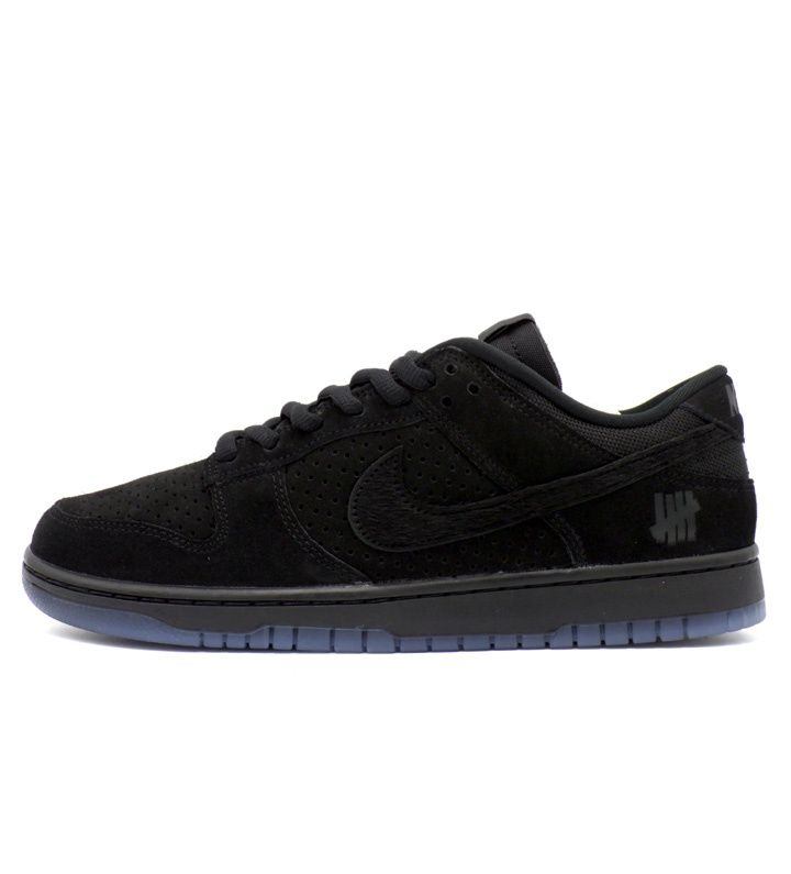 ナイキ NIKE × アンディフィーテッド UNDEFEATED 【 DUNK LOW SP 5 ON