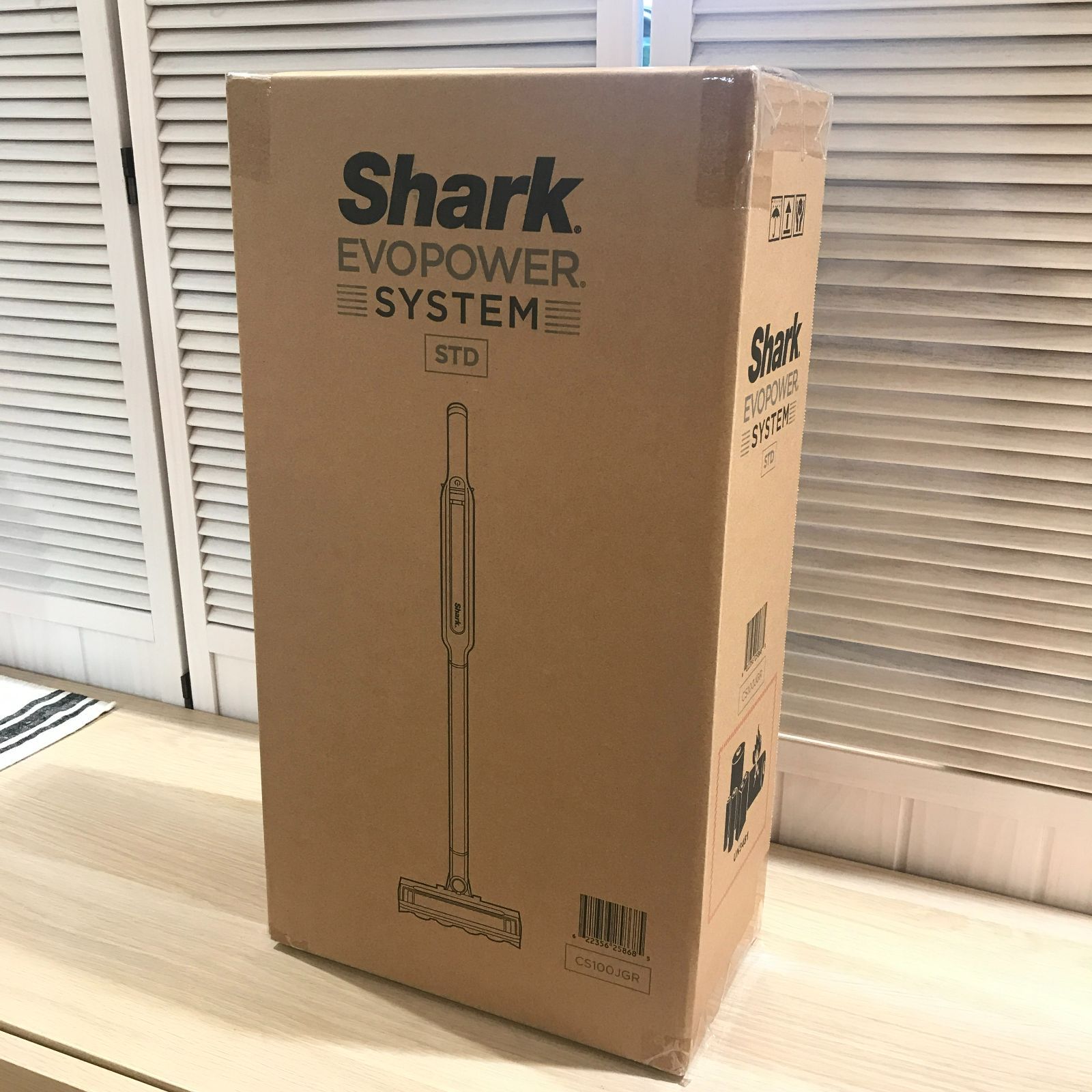 新品・未開封 Shark コードレススティッククリーナー EVOPOWER SYSTEM 