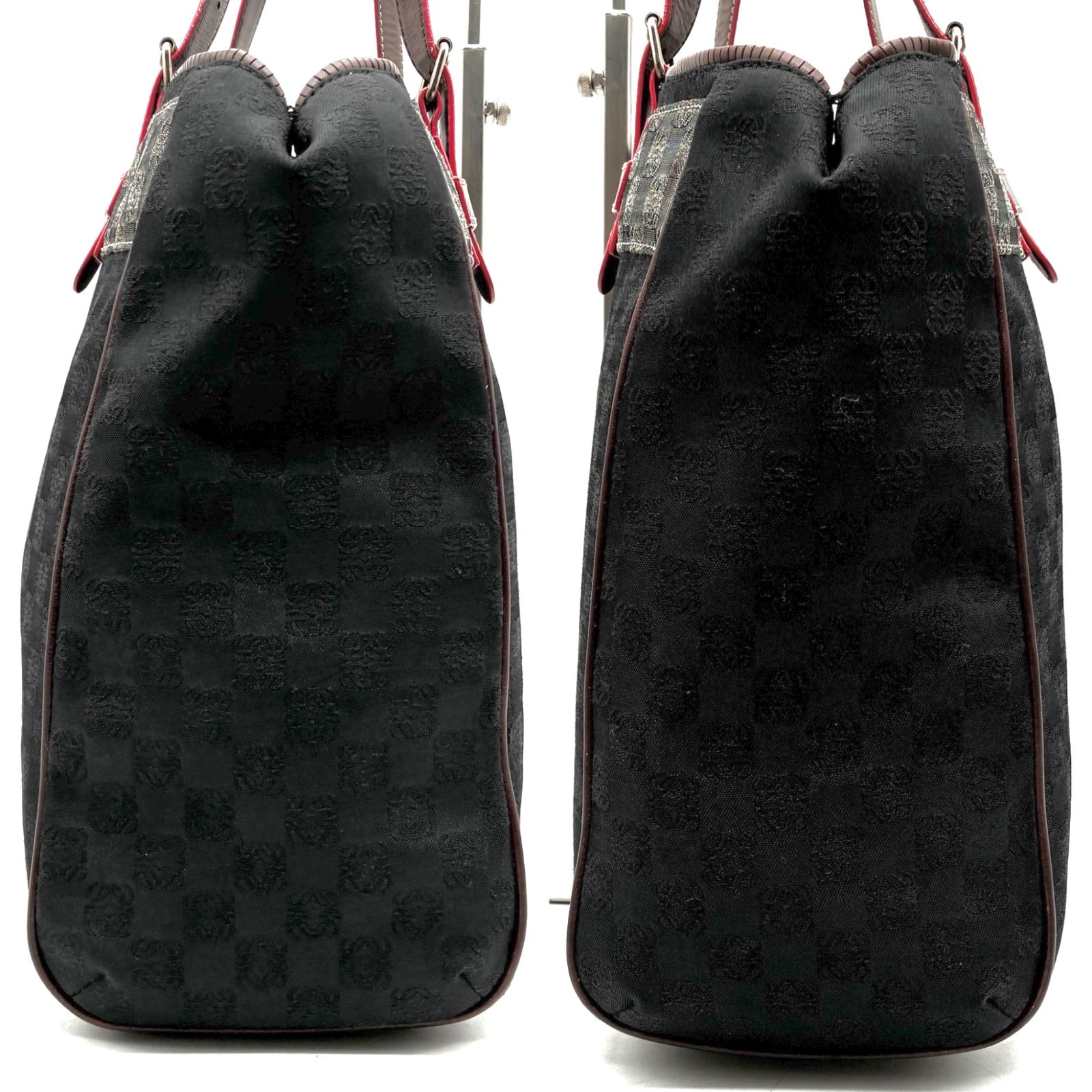 美品 ロエベ LOEWE トートバッグ 肩掛け リピートアナグラム 総柄 A4