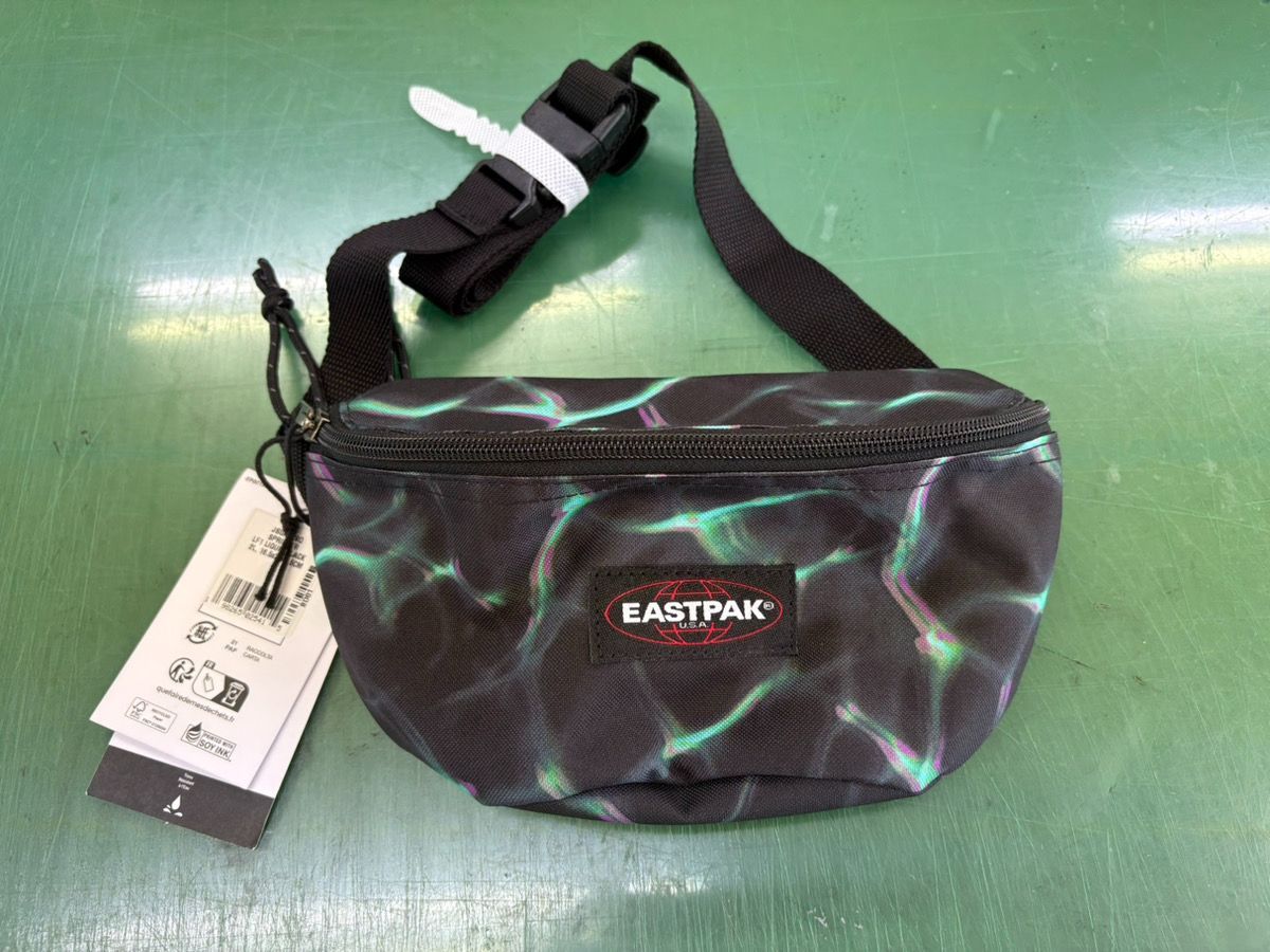 ★新品★EASTPAK (イーストパック) メンズ バッグ ウエストポーチ 送料無料