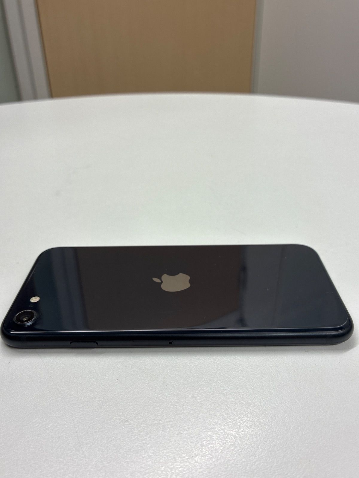 iPhone 目立った傷や汚れなし - メルカリ