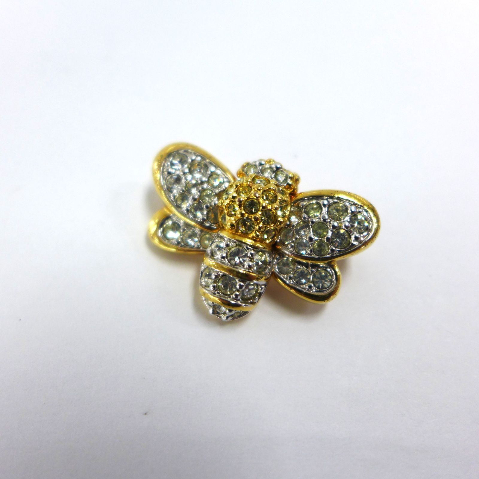 Swarovski スワロフスキー 蜂 モチーフ ① ブローチ 公田店 - メルカリ