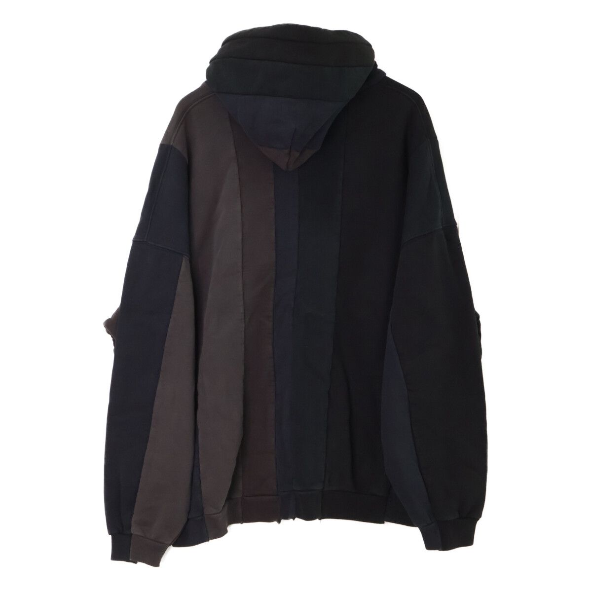 BALENCIAGA バレンシアガ 【国内正規】661606 青山限定 再構築ロゴ
