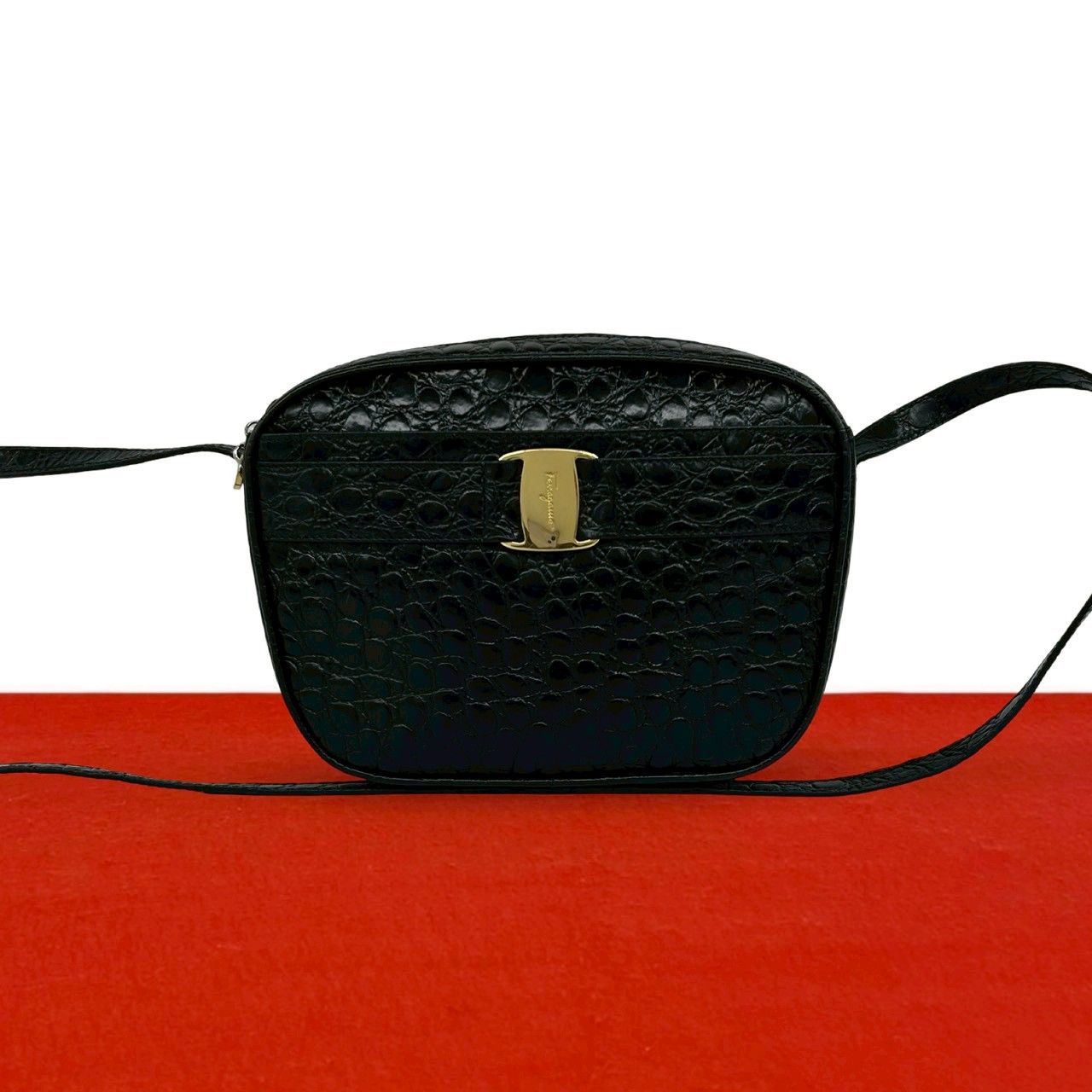 極 美品 Salvatore Ferragamo サルヴァトーレフェラガモ ヴァラリボン