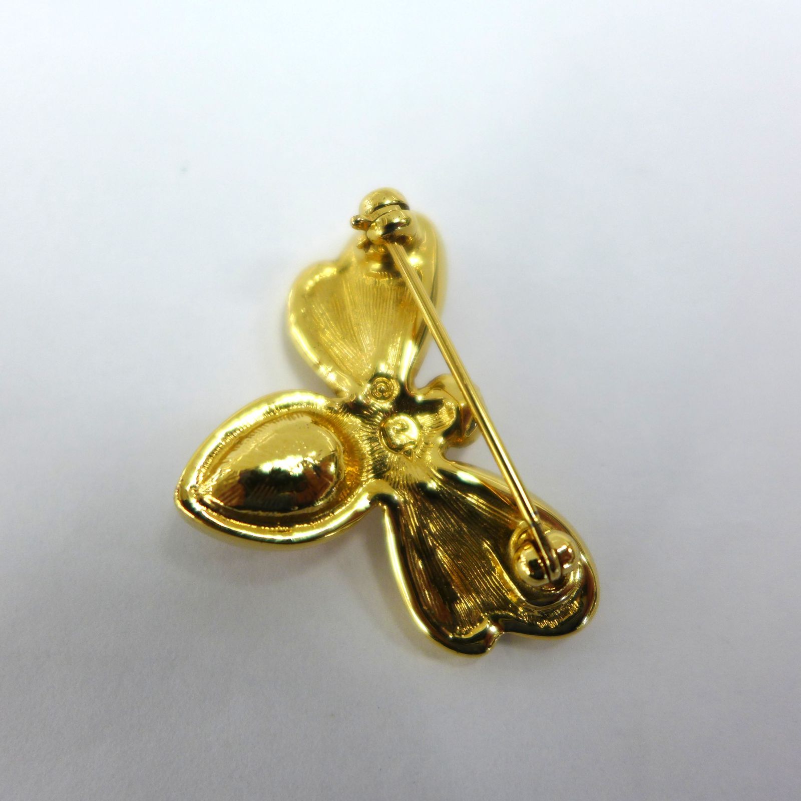 Swarovski スワロフスキー 蜂 モチーフ ② ブローチ 公田店 - メルカリ