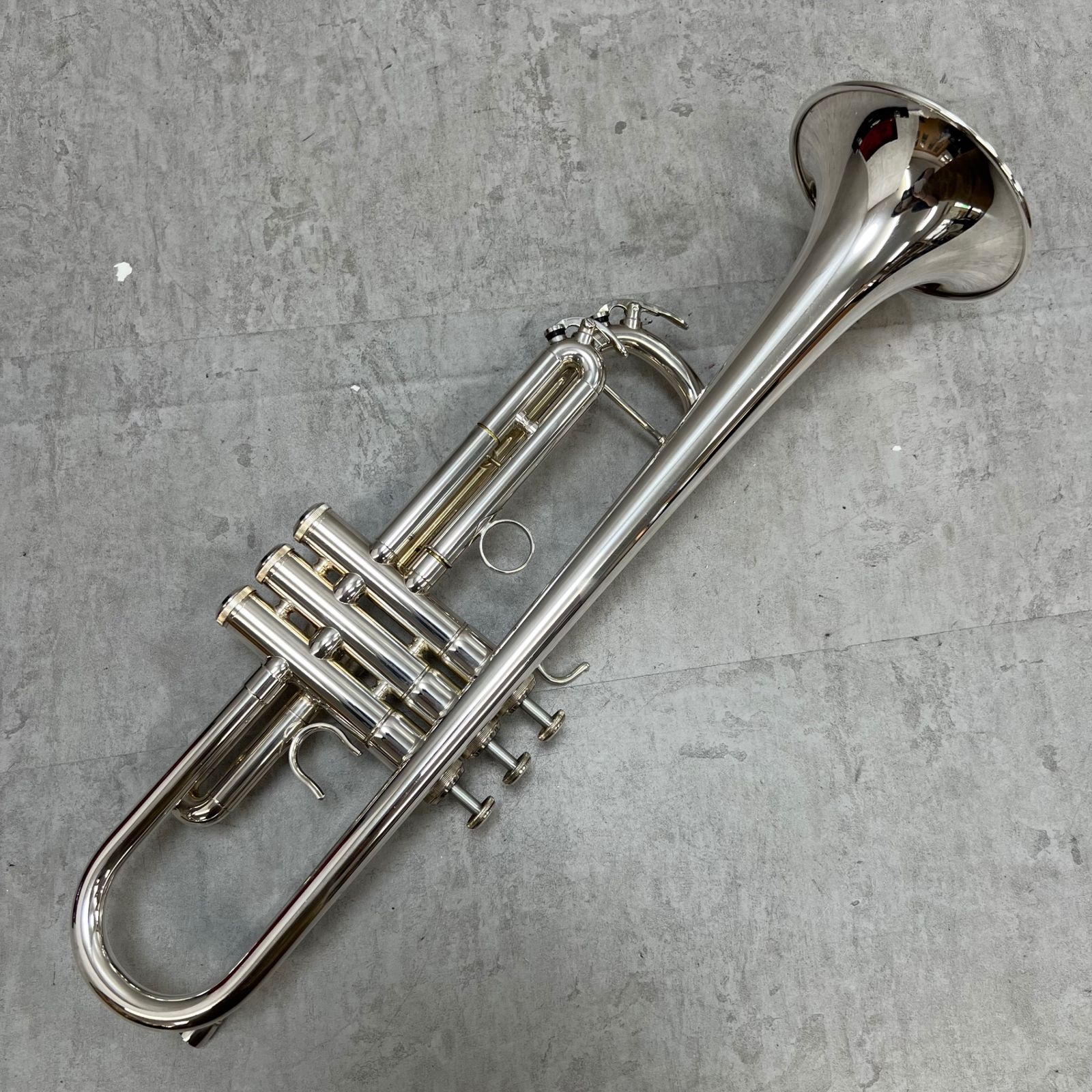 美品 ヤマハ B♭トランペット YTR-4325GS ゴールドブラス 銀メッキ