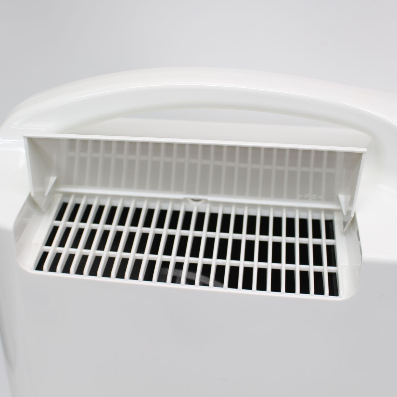 703)【美品】CORONA 除湿機 CD-S6323 衣類乾燥 2023年製 - メルカリ