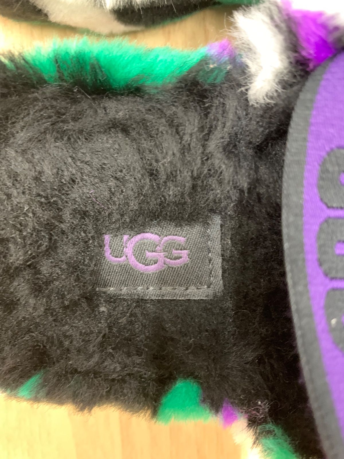 UGG ファーサンダル チェック柄 ブラック×パープル×グリーン 25cm ほぼ
