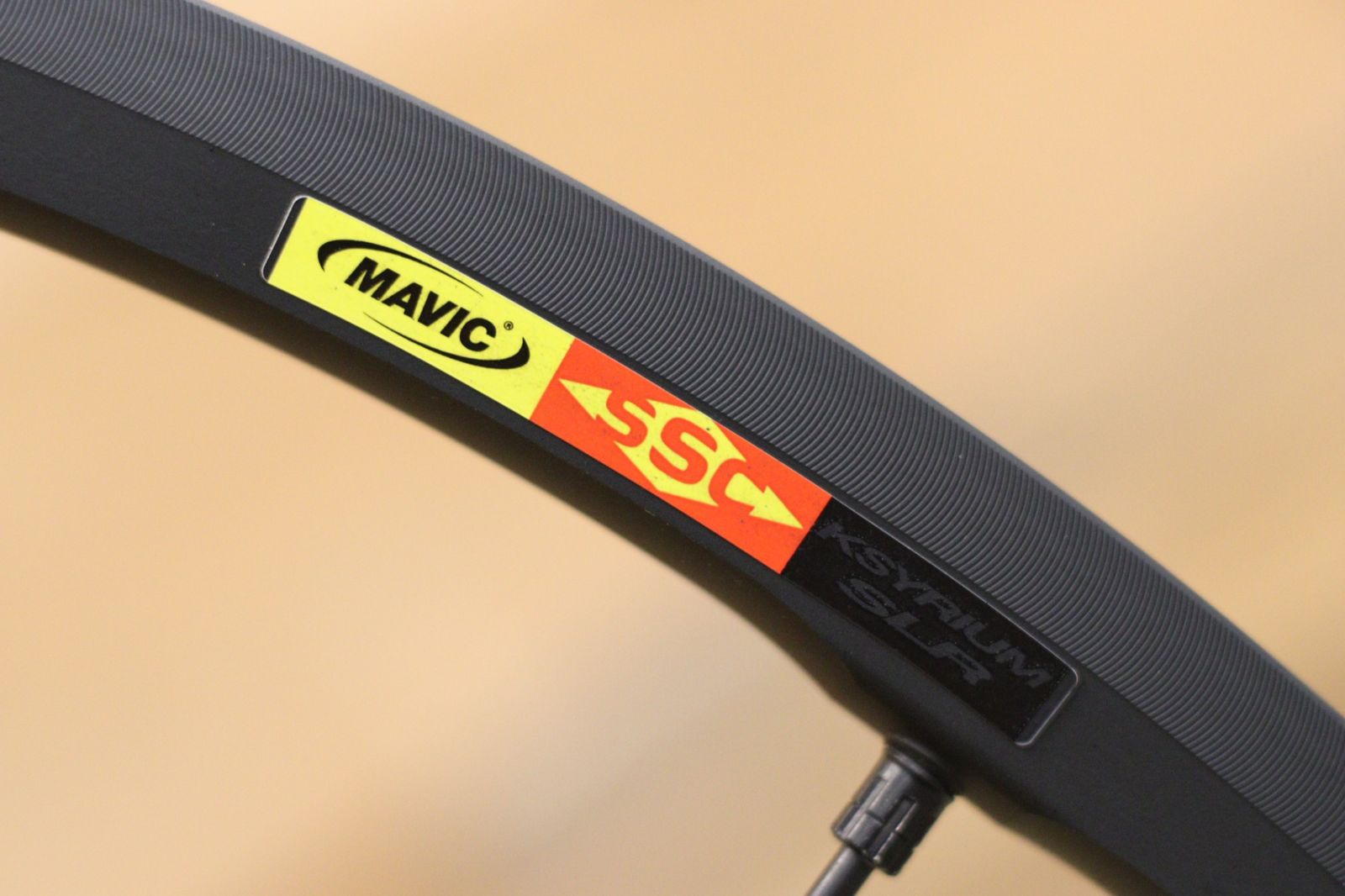 マヴィック MAVIC キシリウム エグザリット KSYRIUM SLR EXALITH