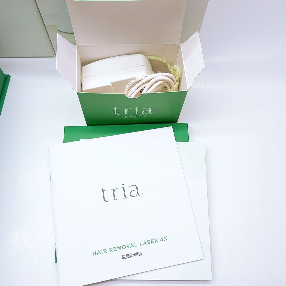 残量 ほぼ未使用＊付属品完備》 トリア パーソナルレーザー 4X Tria