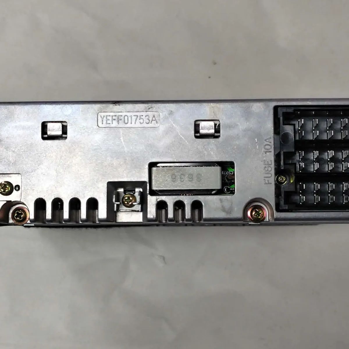 中古 ベンツ 純正 カセットデッキ W124 94年式E320ワゴン0038203786 CQ