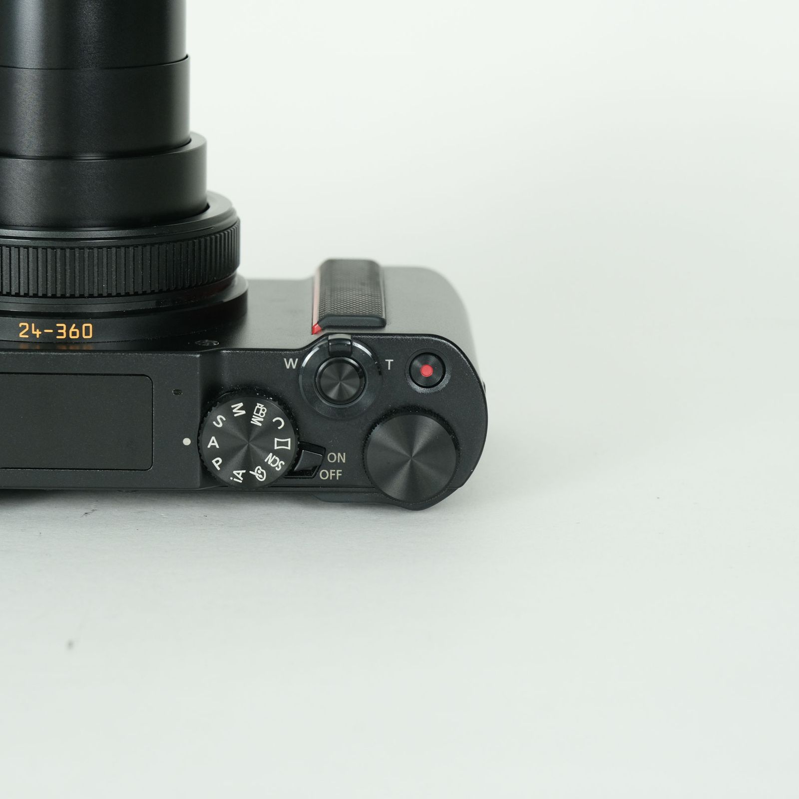 良品 | バッテリー2個付] Panasonic LUMIX DC-TX2 ブラック