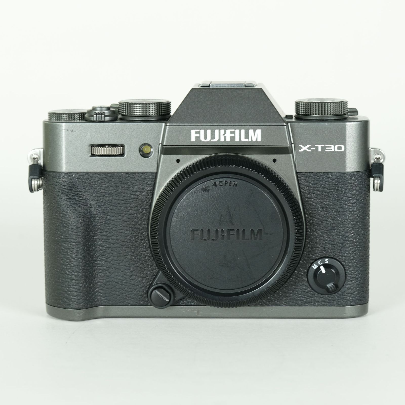良品 | シャッター数2,230回] FUJIFILM X-T30 III [ボディ チャコール