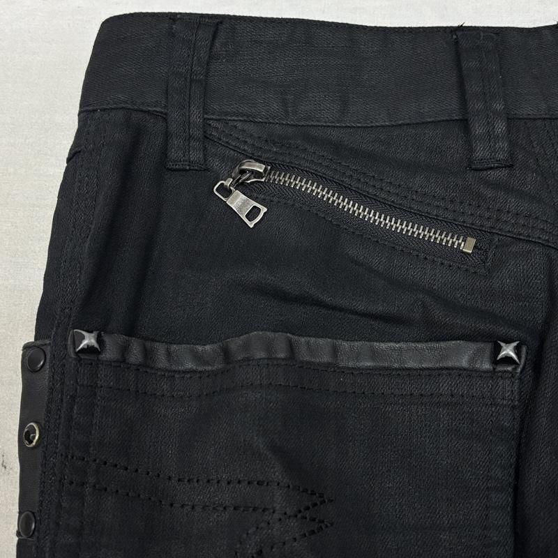 セマンティックデザイン スタッズ加工ブラックデニムパンツ S(W80cm Y2K セマンティックデザイン コーティング ブラック デニム パンツ レザー