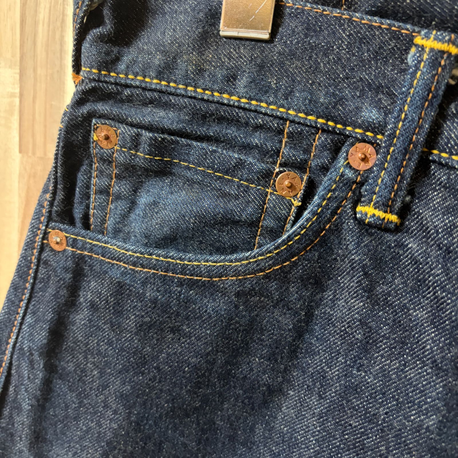 極美品】EVISU エヴィス Lot2001 No.2 黒カモメ 濃紺 W30 - メルカリ