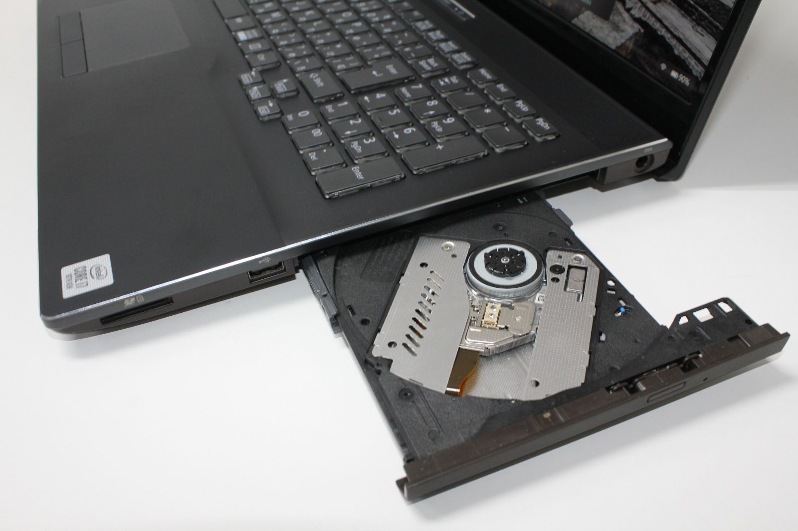 中古】富士通 LIFEBOOK NH90/E2 i7/SSD+HDD/8GB - メルカリ