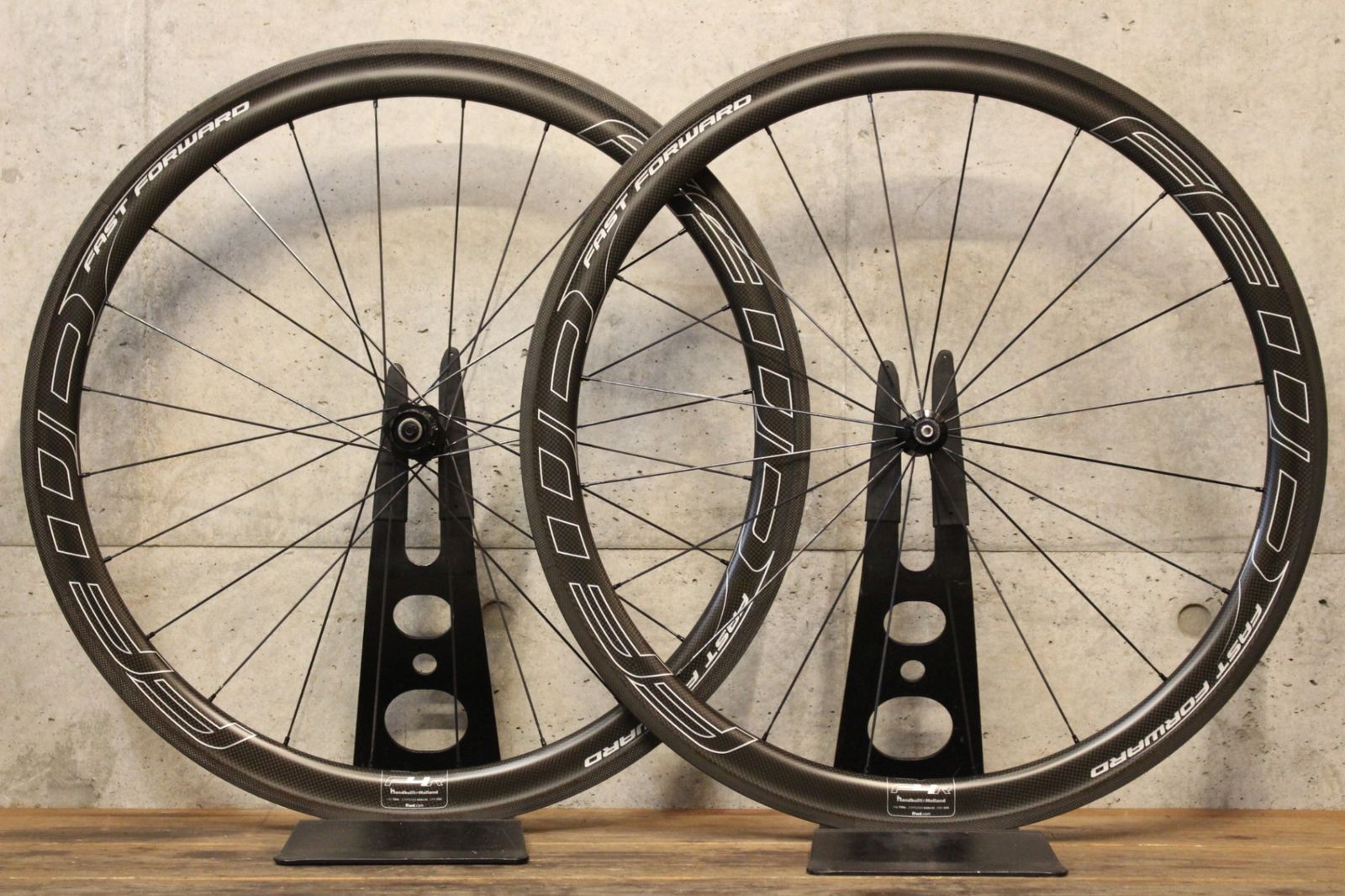 ファストフォワード FAST FORWARD FFWD F4R FCC DT350 カーボン