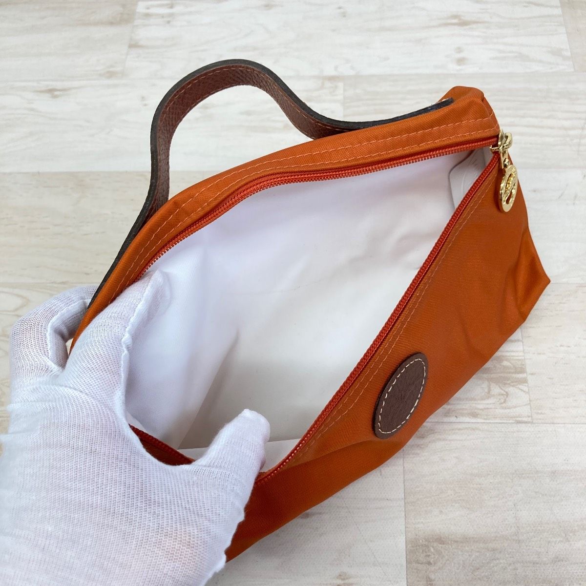 極美品 LONGCHAMP/ロンシャン ポーチ/小物入れ オレンジ系 ゴールド 
