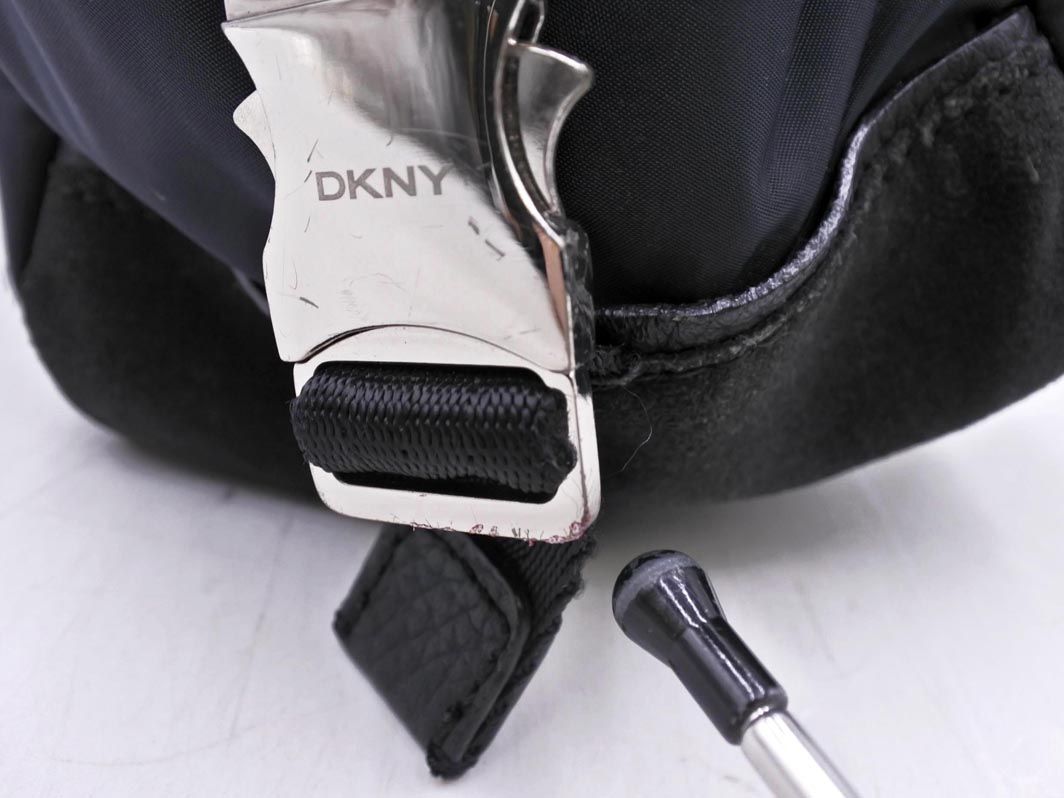 DKNY ダナキャランニューヨーク 本革 レザー スウェード 切替 ハンド
